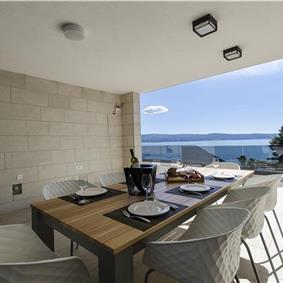 5 bedroom beachfront villa with heated pool near Omis, sleeps 9